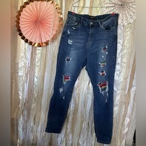 #9 Judy Blue 16w Skinny fit Aztec patches Like New